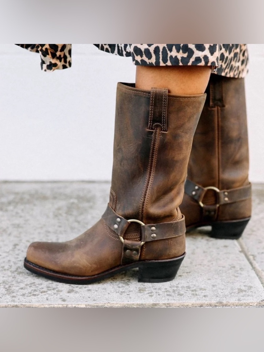 Frye 12R Harness Boots 77300 Brown Distressed Leather USA Size 10 M Womens - Picture 3 of 14